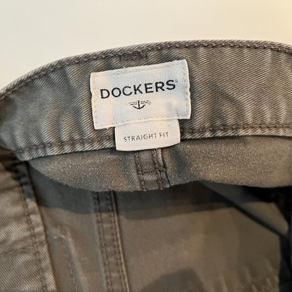 Levi's® 502 & Dockers - Picture 4 of 6